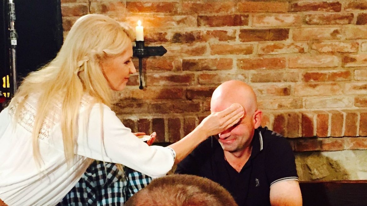 Aneta Parišková v relácii Farmár hľadá ženu: Raz moderátorka, inokedy maskérka!