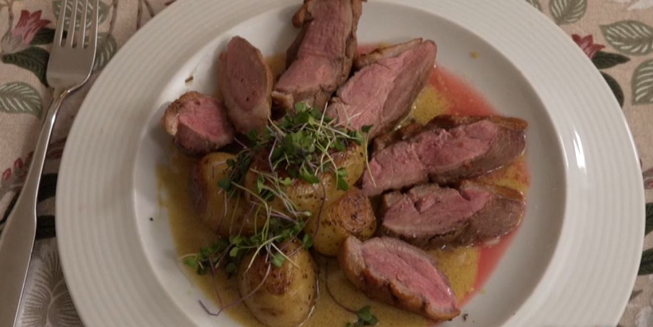 Hlavné jedlo: Lepšie letieť domov a lúpať buráky