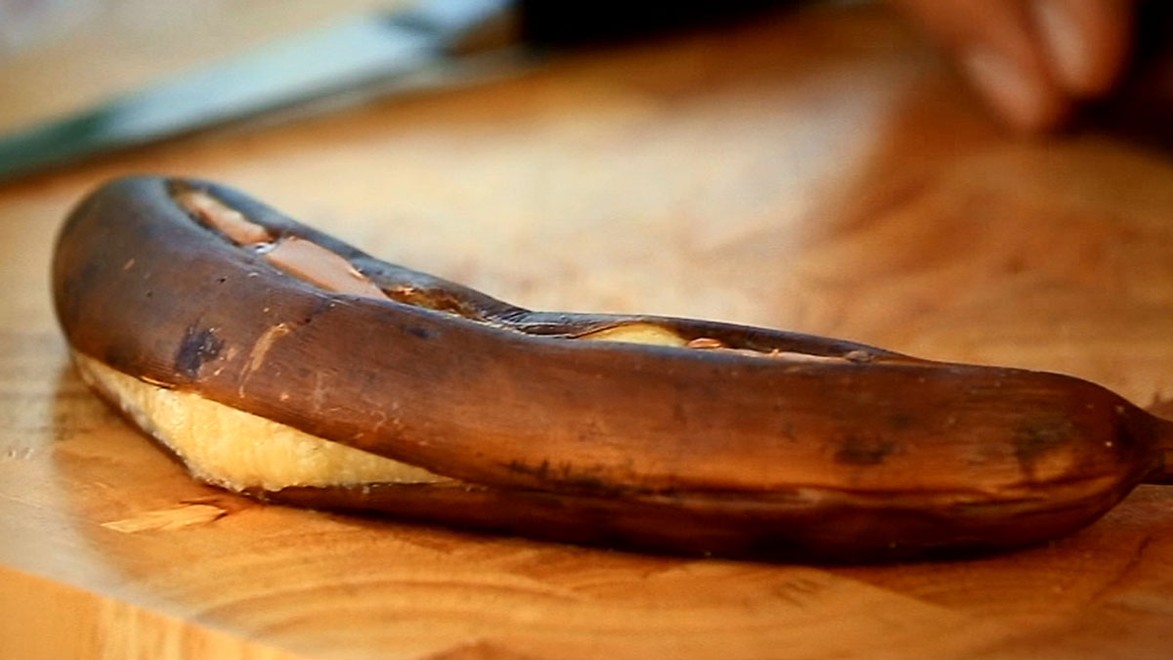 Dezert: Čo tak ugrilovať banány ?