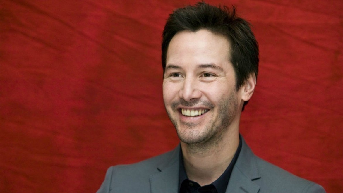 Keanu Reeves sa po dlhej dobe objavil v spoločnosti: Takto vyzerá idol dnes!