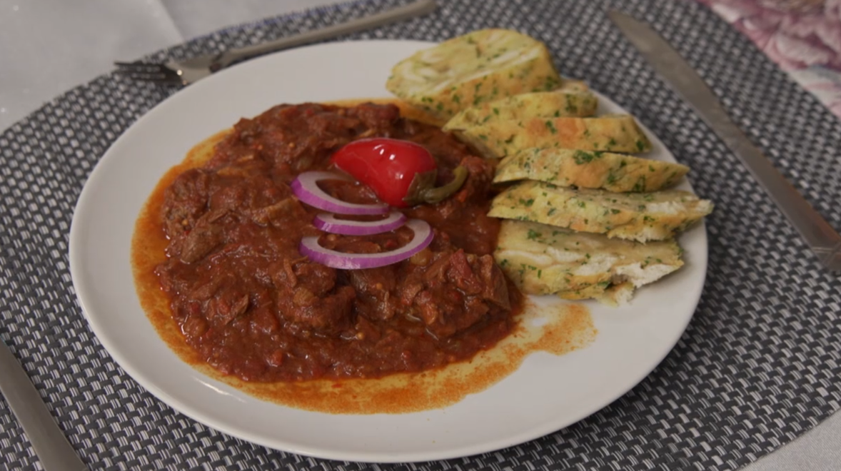 Hlavné jedlo: Cez Maďarsko na západ