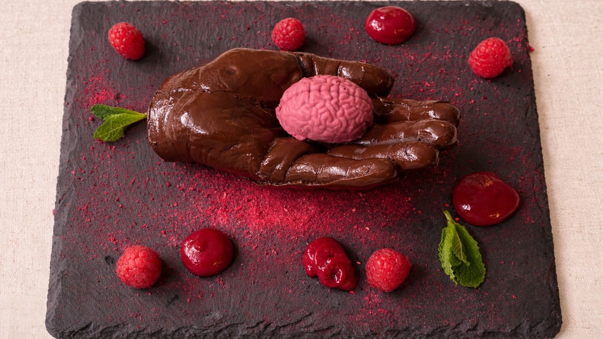 Čokoládová ruka a malinový mozog