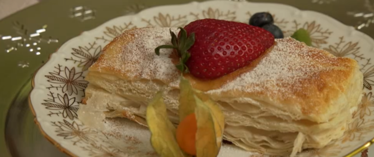 Dezert: Krehký porcelán