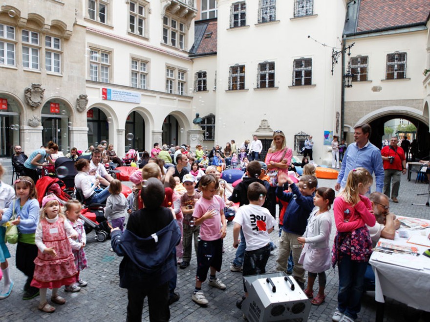 KDE BOLO, TAM BOLO: Milujete rozprávky a zábavu? Aj my!