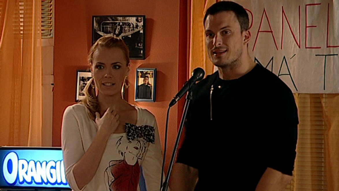 Stiahnite si pieseň Masláka s Angie!