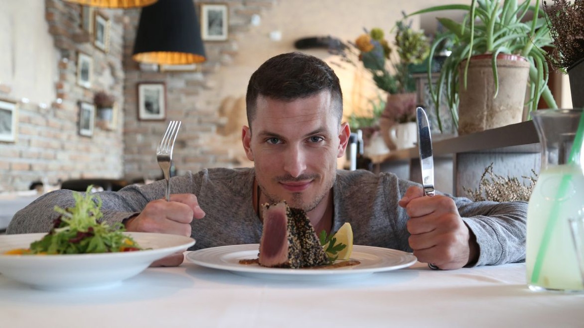 Byť sexsymbolom nie je med lízať: Pozrite sa, ako Koleník tvrdo maká na postave!