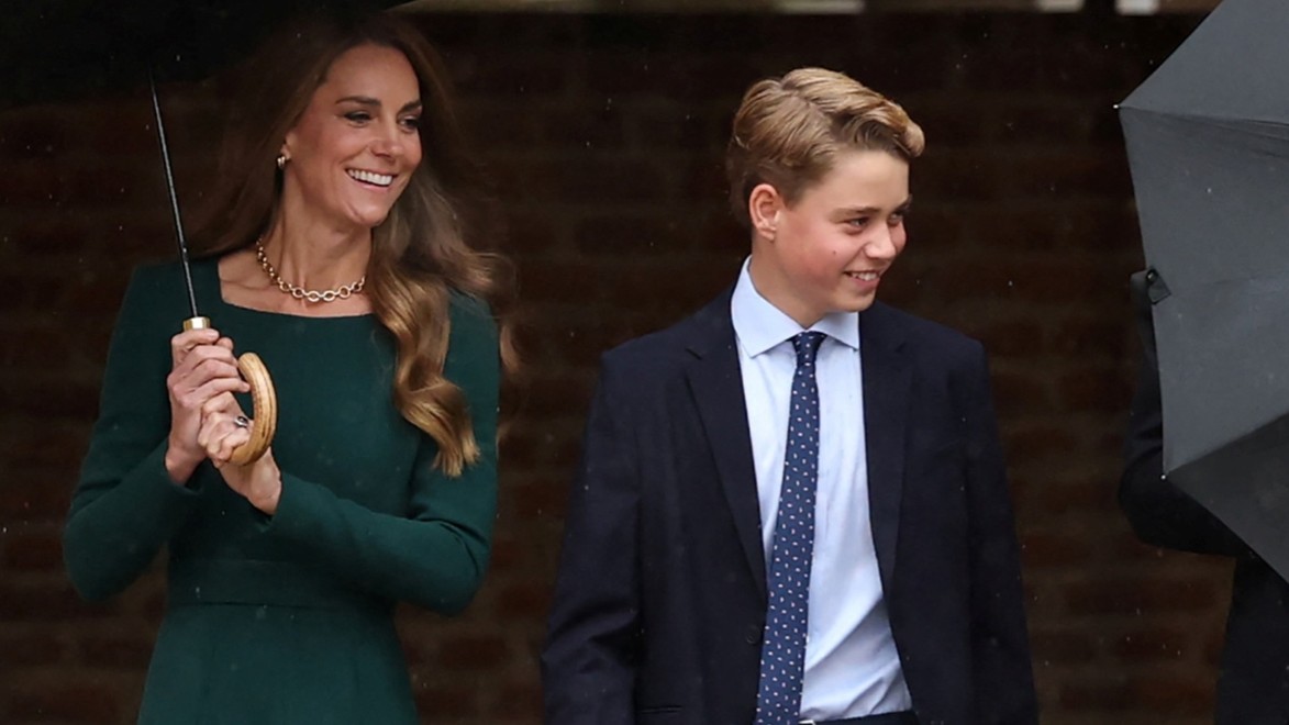Princ George to bude mať ako bežný tínedžer ťažké: Na jeho prestížnej škole platí prísny zákaz smartfónov!