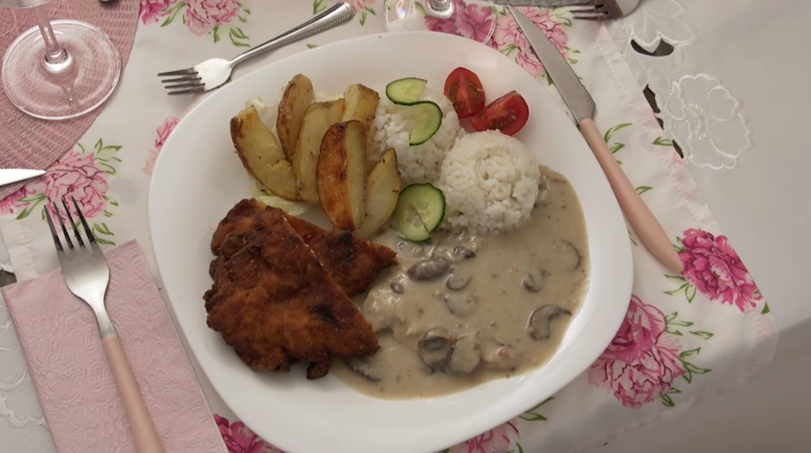 Hlavné jedlo:  Miešané filé po našom