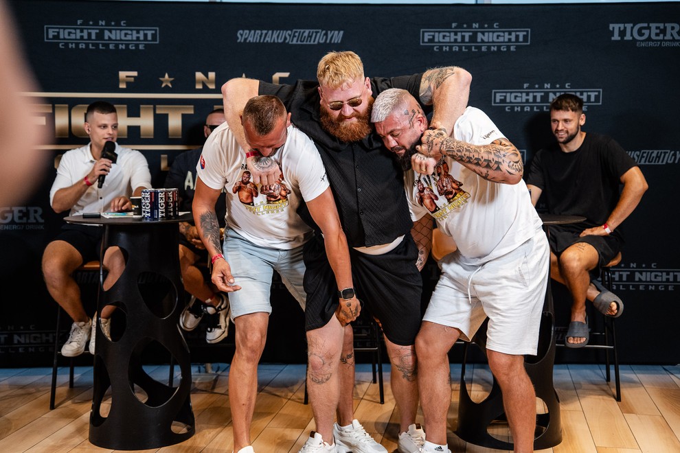 Vyhrotené súboje pred zaplnenou arénou v Bratislave: Najlepší turnaj v histórii FNC je za rohom!