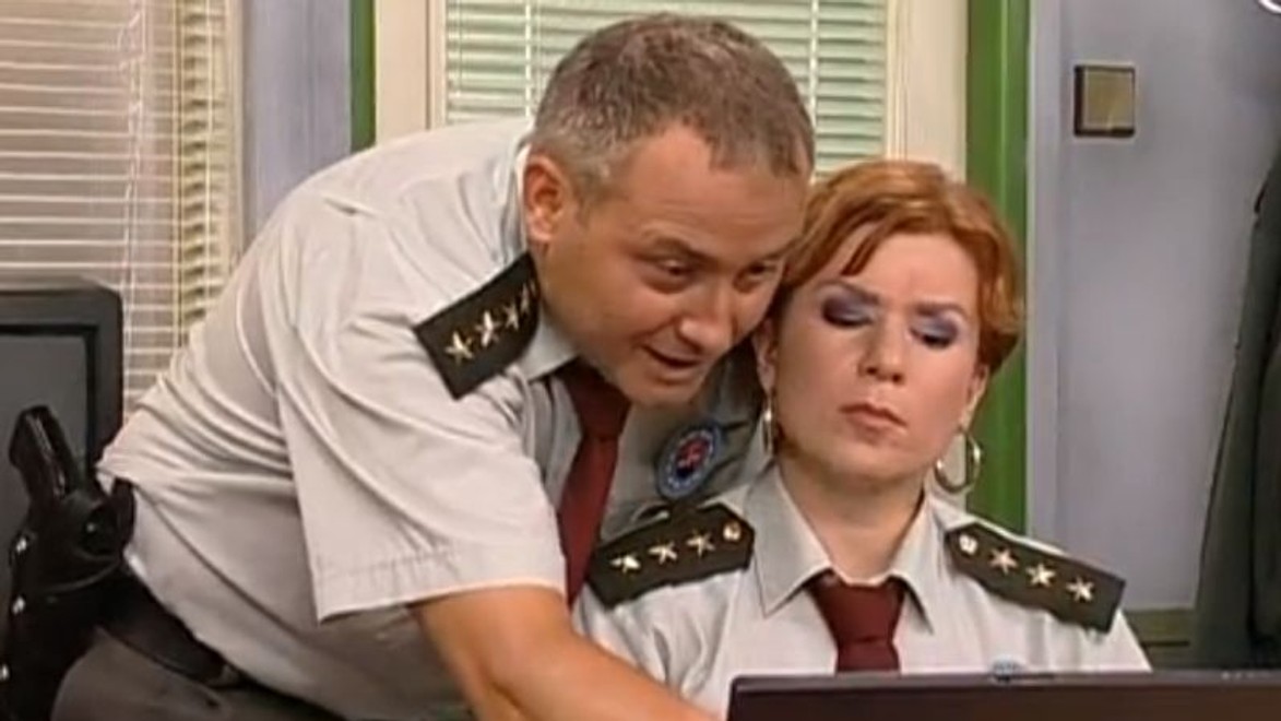 Šano pitve mŕtvolu, jeho priateľka Sára študuje sexizmus!