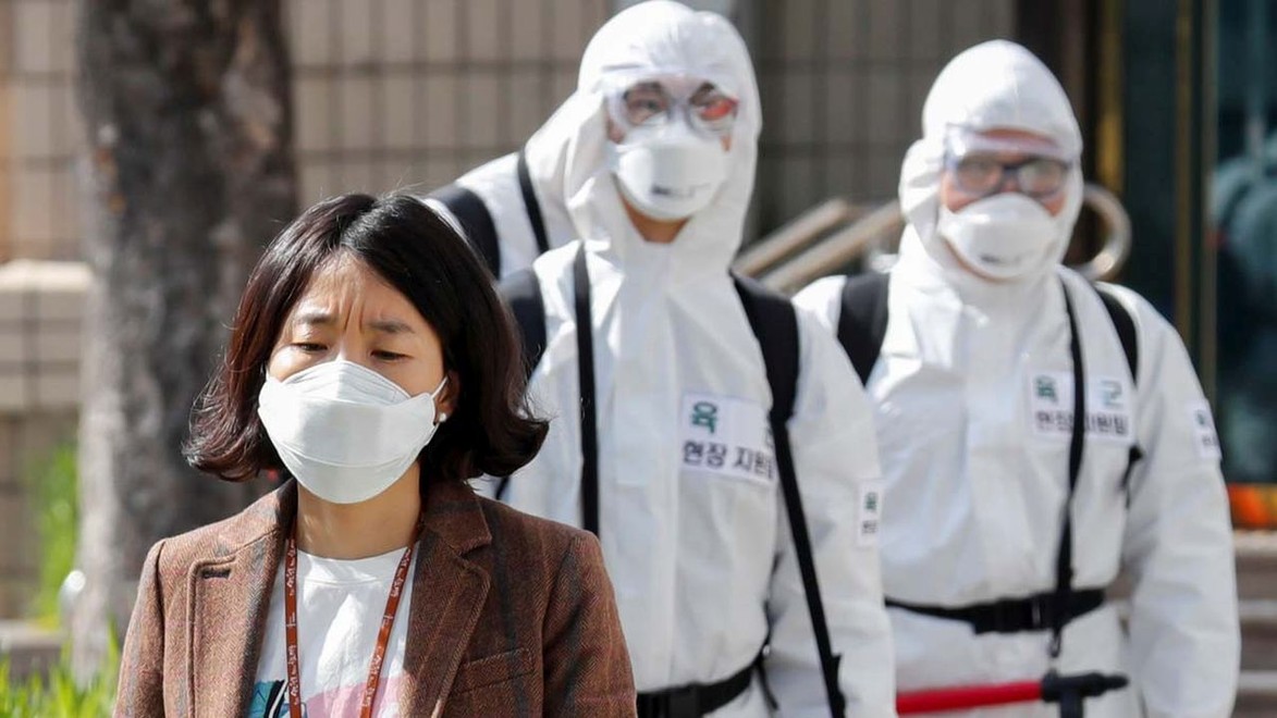 Toto VIDEO valcuje YouTube: Ako vznikol koronavírus?