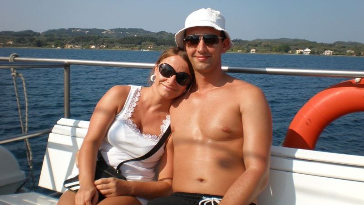 Už ho neskrýva! Ukázala svojho priateľa