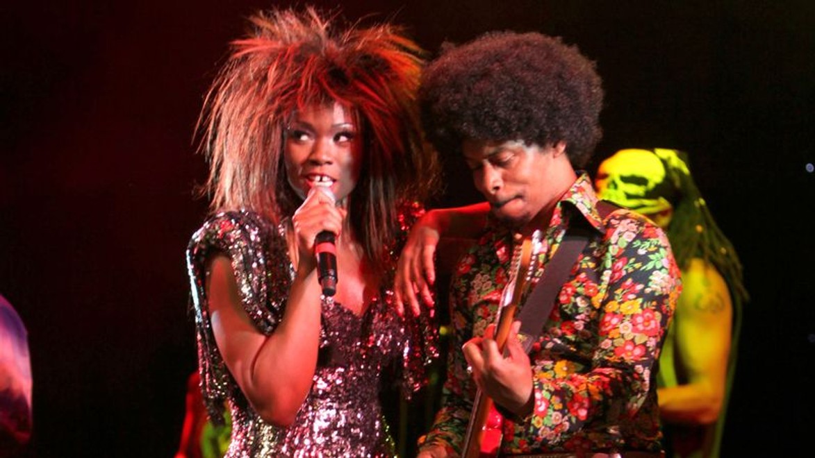 Život Tiny Turner na doskách, ktoré znamenajú svet