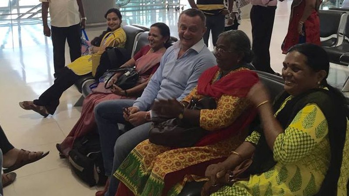 Pomoc nepozná hranice: Rozboril odletel do Kambodže za deťmi s vírusom HIV!