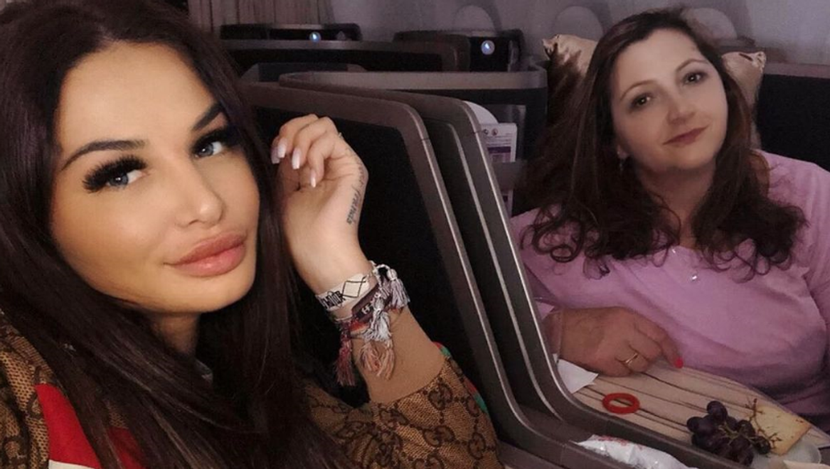 Drsný odkaz Plačkovej mamy všetkým, ktorí sa jej dcére vysmievajú: Špiny, špinavé...!