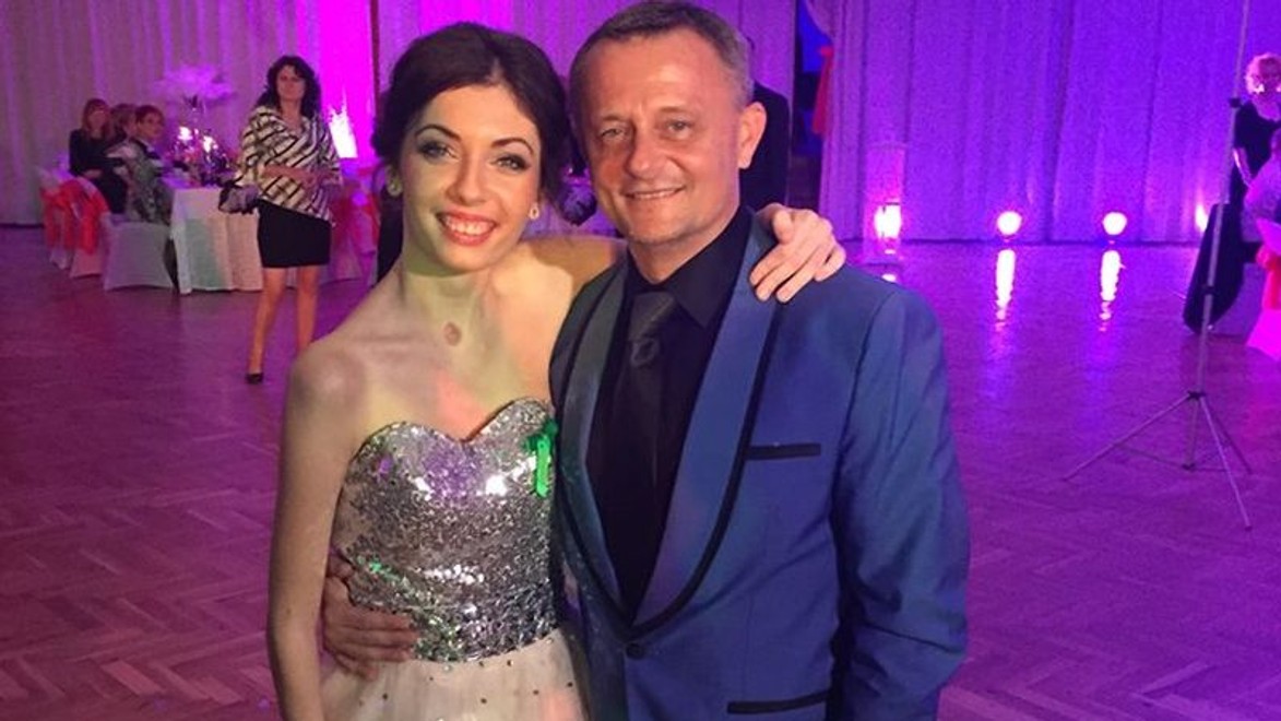 Krásnej Miške sa splnil sen: Po ťažkej chorobe si na stužkovej po prvý raz zatancovala!