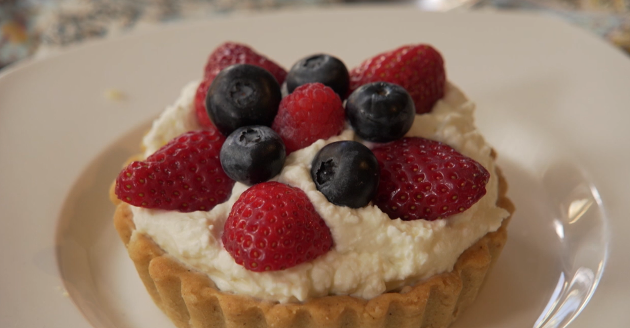 Dezert: Košíček plný ovocia