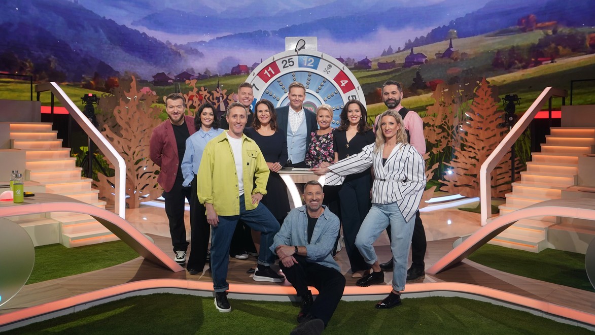 Spravodajské tváre TV JOJ proti sebe v Milujem Slovensko