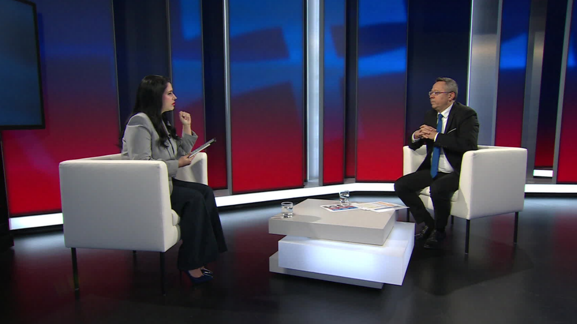 POLITIKA 24 zaujala divákov aj s Ladislavom Kamenickým