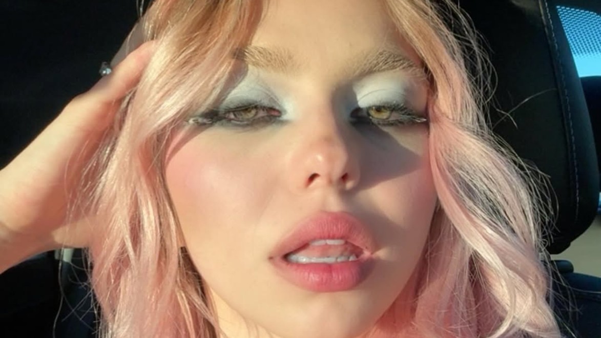 Slovenka spôsobila v Hollywoode ROZRUCH: Na udeľovanie cien prišla v PRIESVITNÝCH šatách!