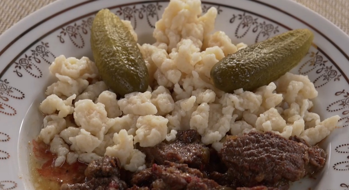 Hlavné jedlo: Tmavá streda