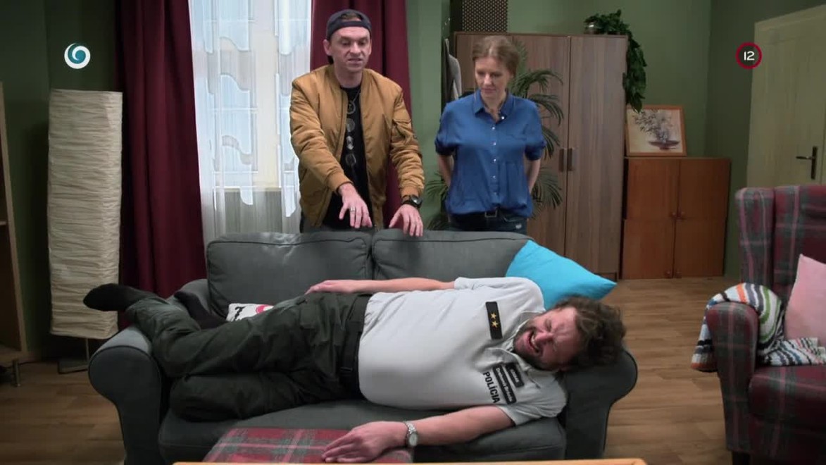 Hranica prekonala Na nože, Nemocnica potopila Dunaj