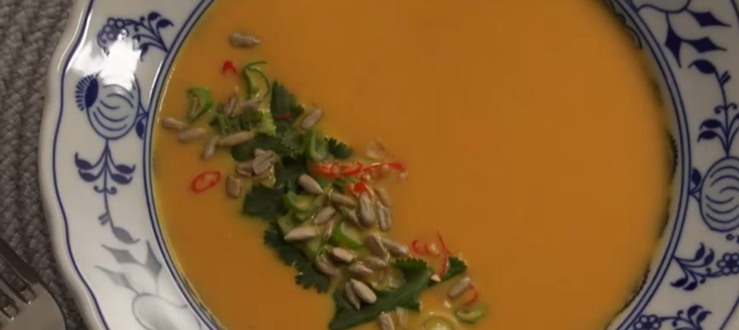 Polievka: In medias res acria