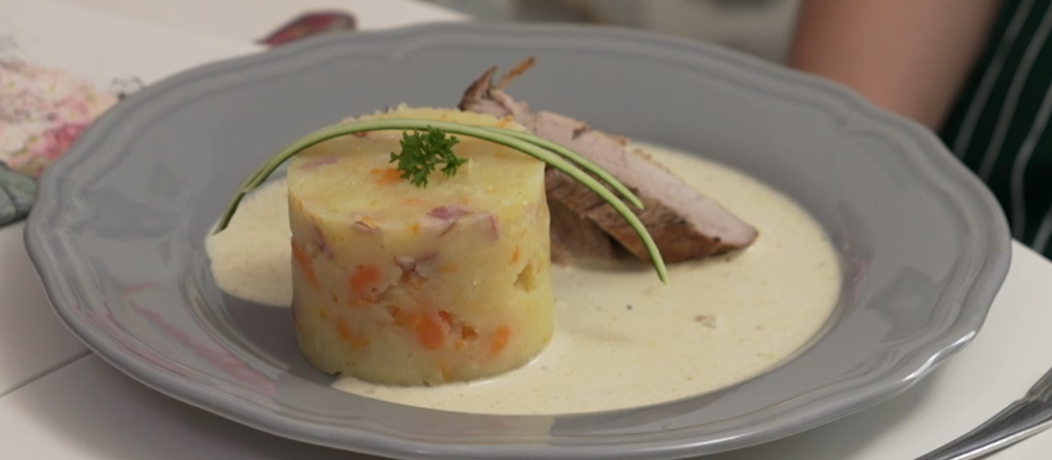 Hlavné jedlo: Dve polienka pod vežou