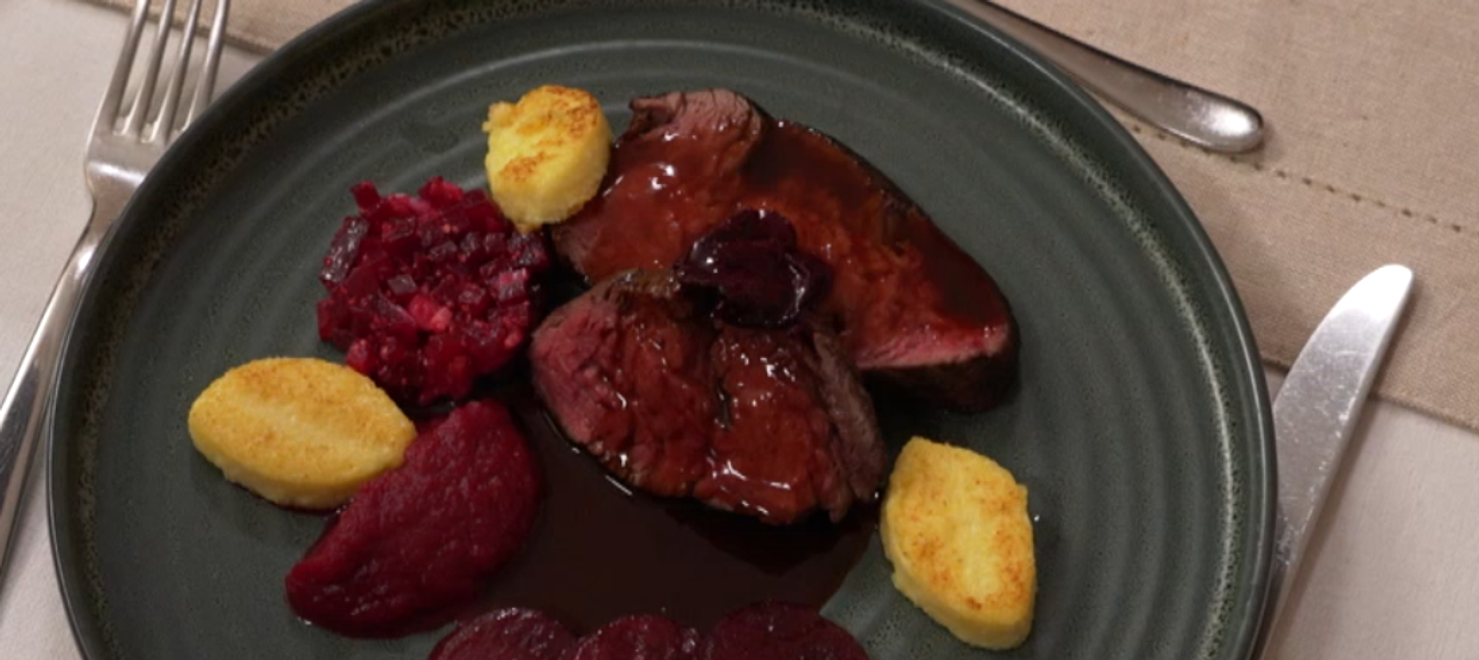 Hlavné jedlo: Fialové metamorfózy