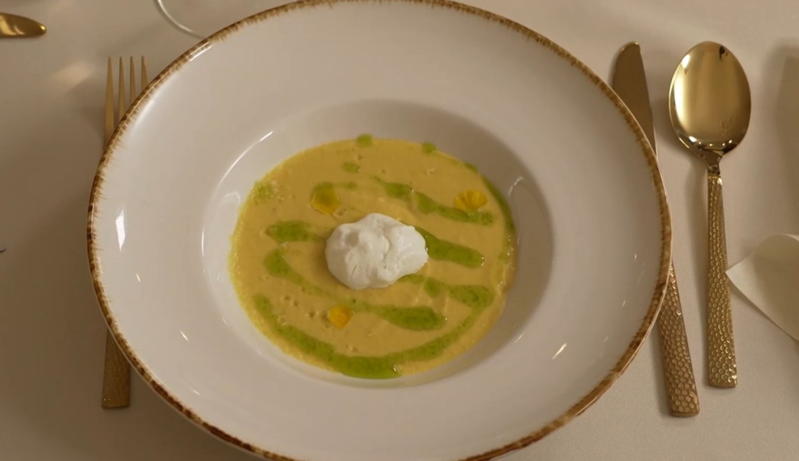 POLIEVKA - Krém z kukurice a limetková pena