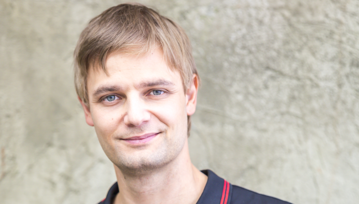 Riško objaví čip, ktorý implantovali kosmáčovi Miškovi: Podarí sa mu z neho niečo zistiť?