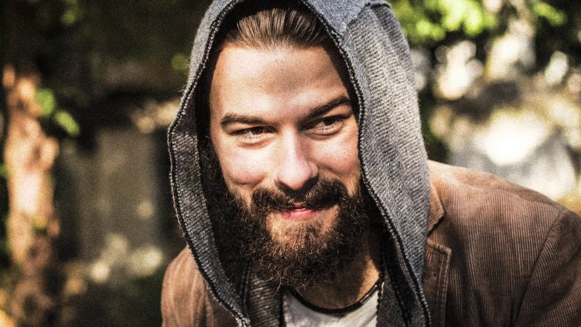 Z tohto budete mať zimomriavky: Nová skladba Richarda Autnera sa vám dostane pod kožu!