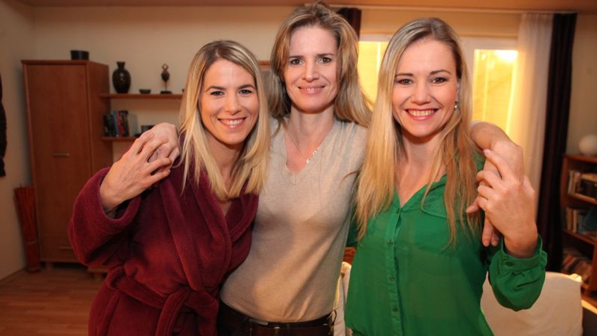 Tri sestry v Paneláku!