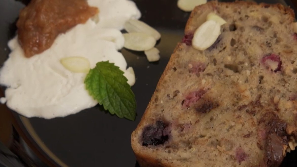 Dezert: Monkey business