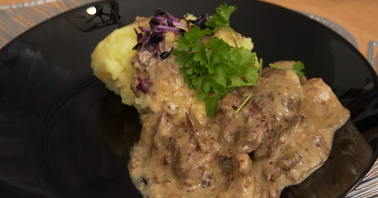 Hlavné jedlo: Muchotrávky by ho dráždili