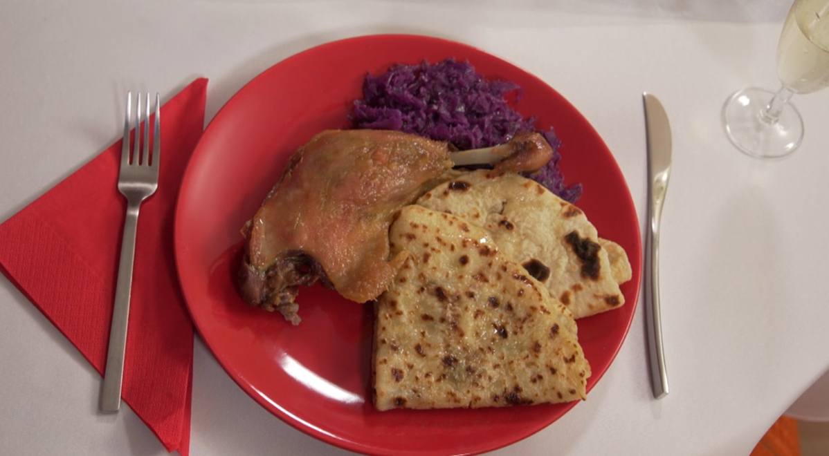 Hlavné jedlo: Hnedá, červená a žltá