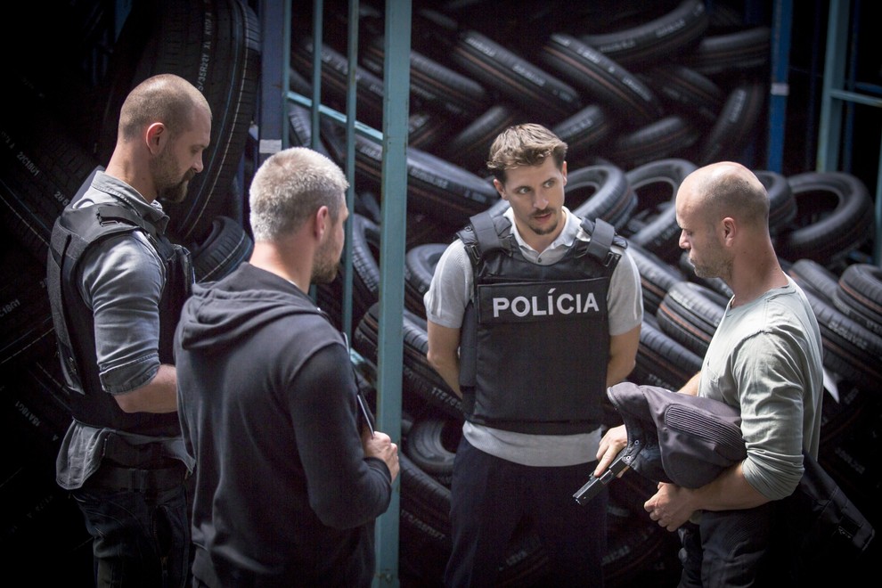 Akčné scény, pôsobivé momenty aj veľkolepý výbuch: Nahliadnite do zákulisia našej kriminálky