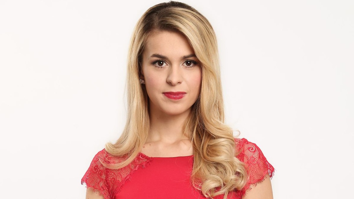 Panelákový bar bude mať novú posilu: Predstavujeme vám čašníčku Ruženku!