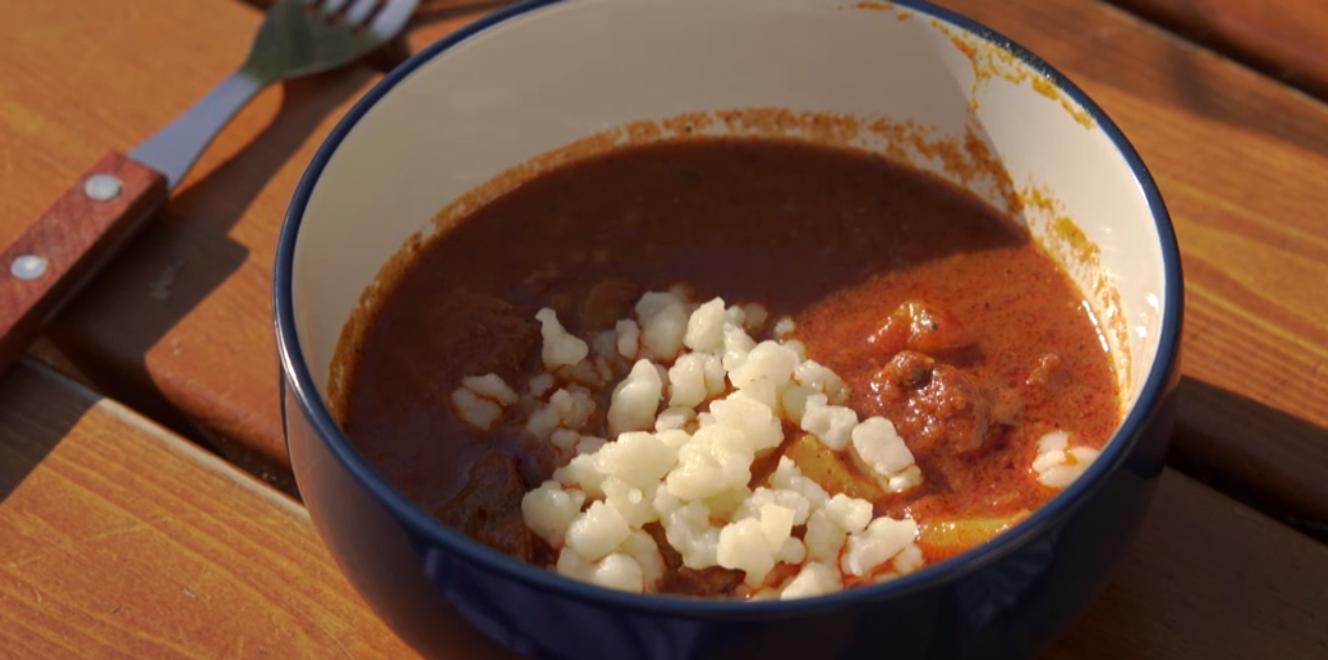 Polievka: Pastva pre oči dvanástich mesiačikov